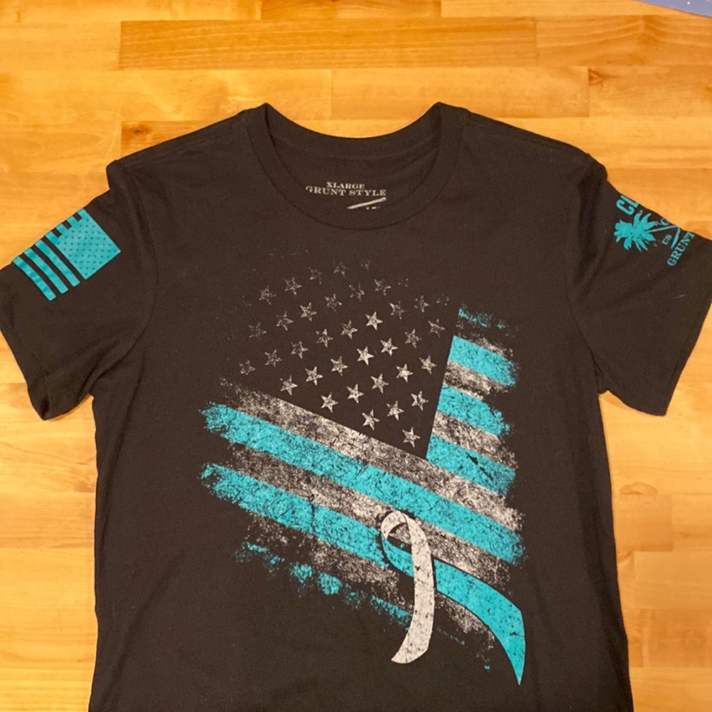Grunt Style tshirt. Womens XL